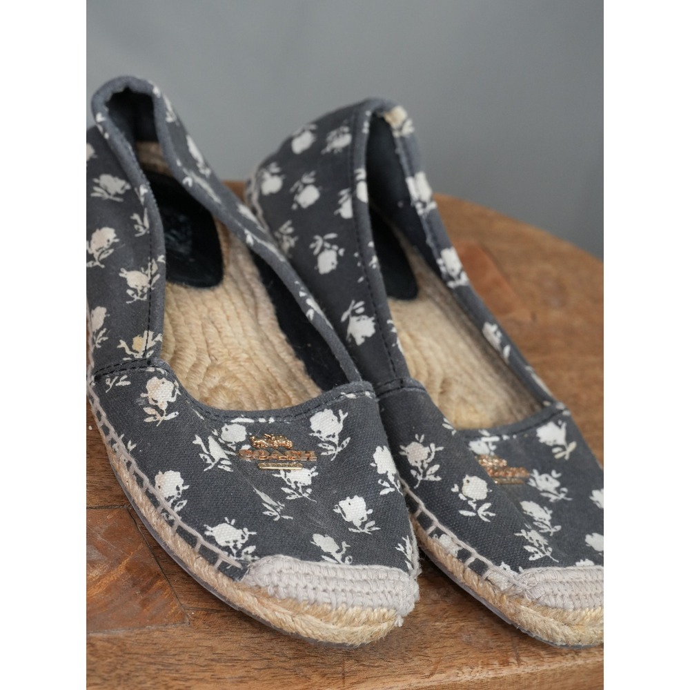 Coach Espadrille Flats Women Size Eight Gray Floral Canvas Slip On Vintage Y2K